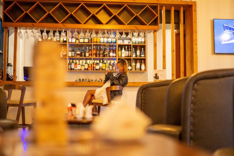 Lounge bar